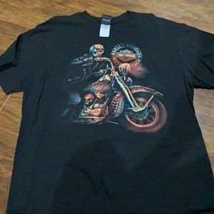 Used men’s Harley Davidson shirt